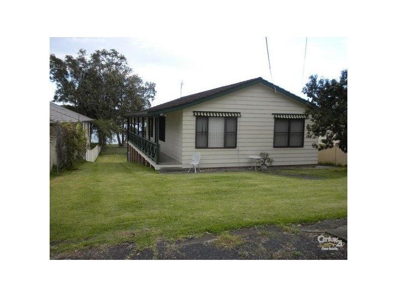 42A Gordon Ave, Summerland Point NSW 2259