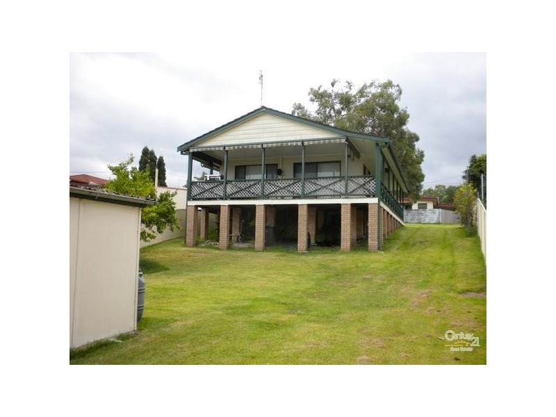 42A Gordon Ave, Summerland Point NSW 2259