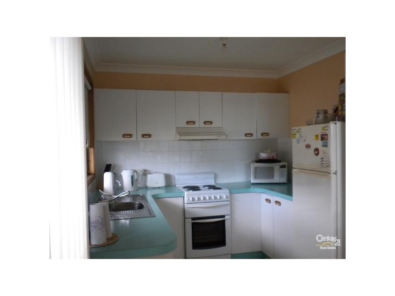 42A Gordon Ave, Summerland Point NSW 2259