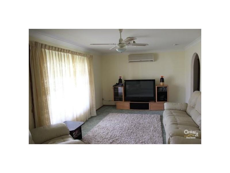 25 Katoomba Ave, San Remo NSW 2262