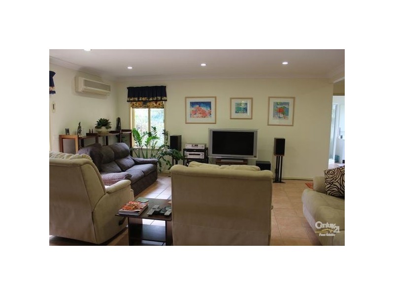 19 Rosella Cct, Blue Haven NSW 2262