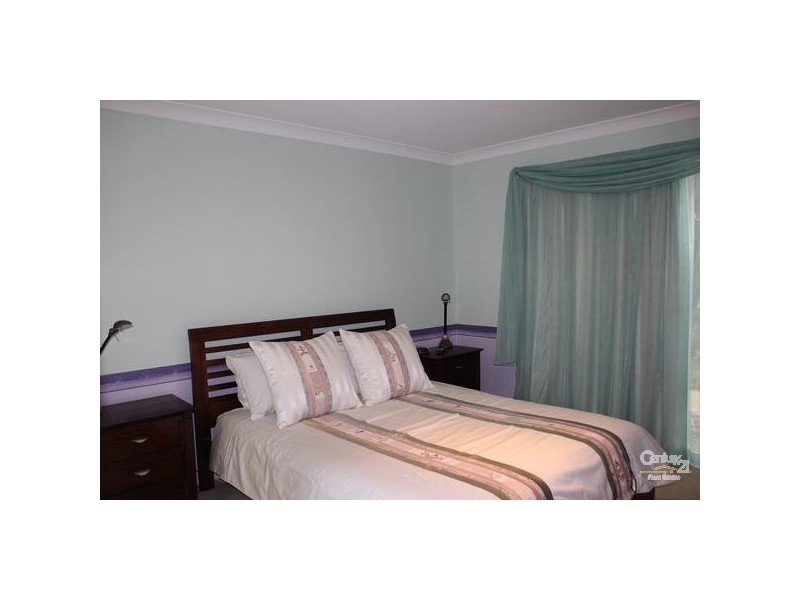 19 Rosella Cct, Blue Haven NSW 2262