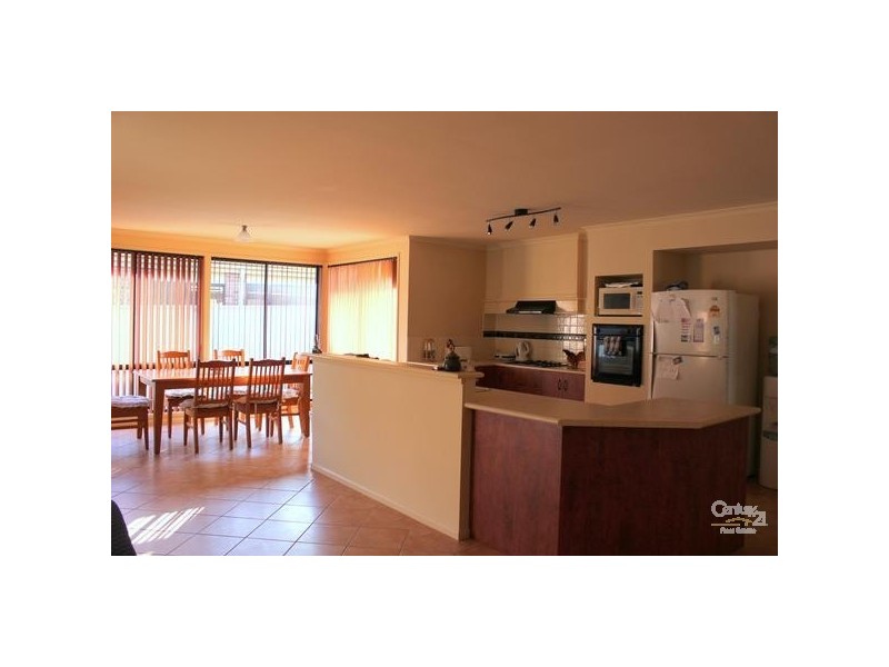 40 Pinehurst Way, Blue Haven NSW 2262