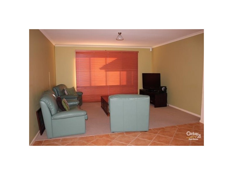 40 Pinehurst Way, Blue Haven NSW 2262