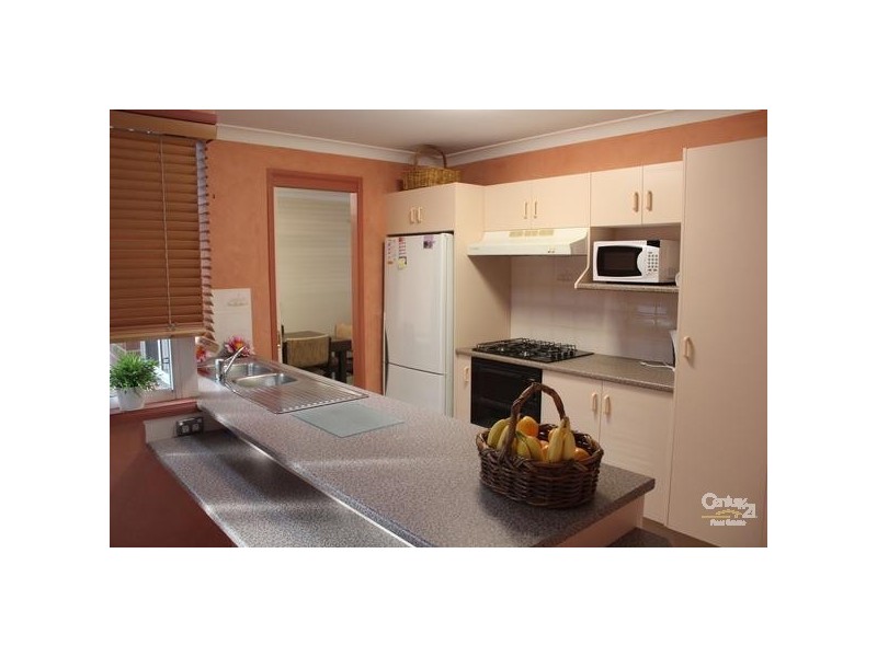 6 Reef Way, Blue Haven NSW 2262