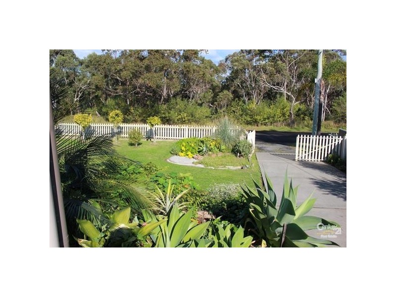 8 Gosford Rd, Wyee NSW 2259