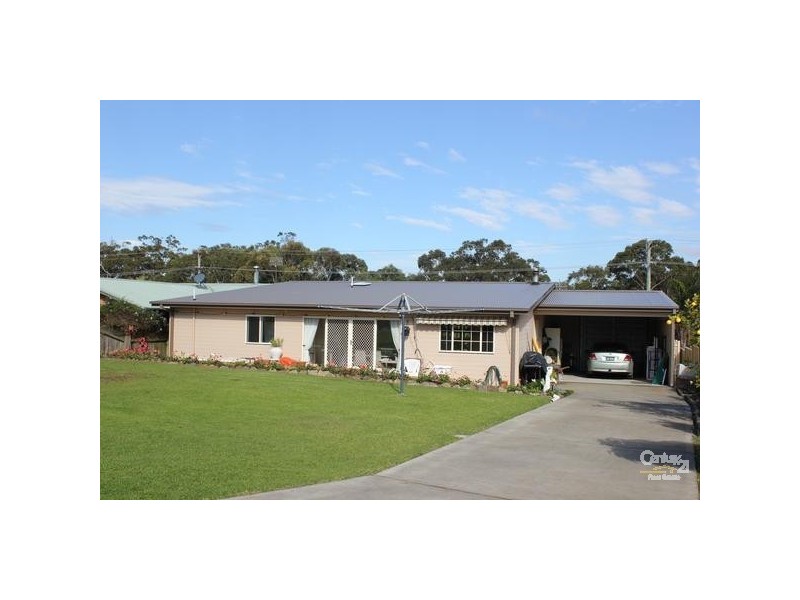8 Gosford Rd, Wyee NSW 2259