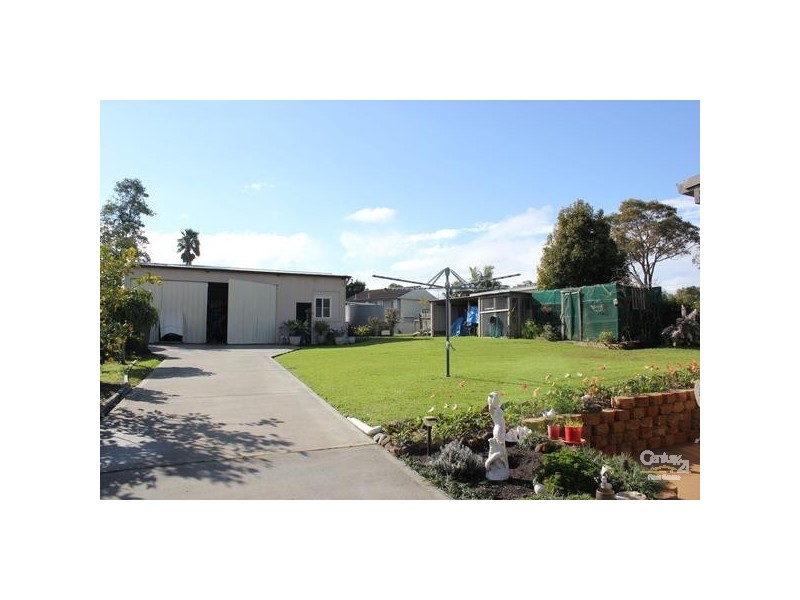 8 Gosford Rd, Wyee NSW 2259