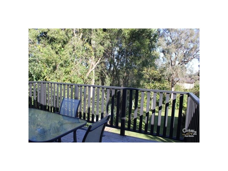 2 Ourringo Ave, Lake Haven NSW 2263