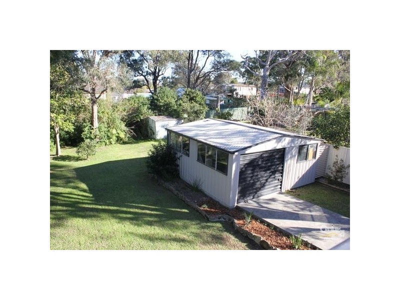 2 Ourringo Ave, Lake Haven NSW 2263