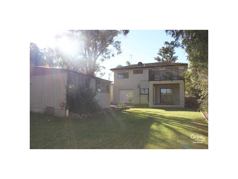 2 Ourringo Ave, Lake Haven NSW 2263