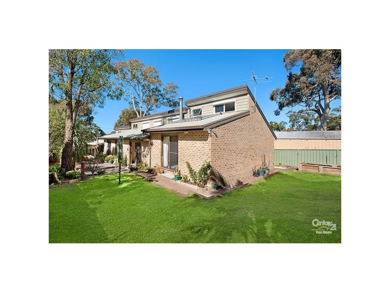 35 Elebana Ave, Chain Valley Bay NSW 2259