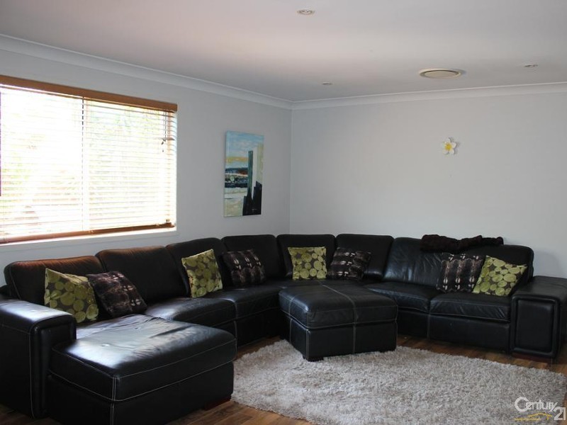 15 Imlay Street, Woongarrah NSW 2259