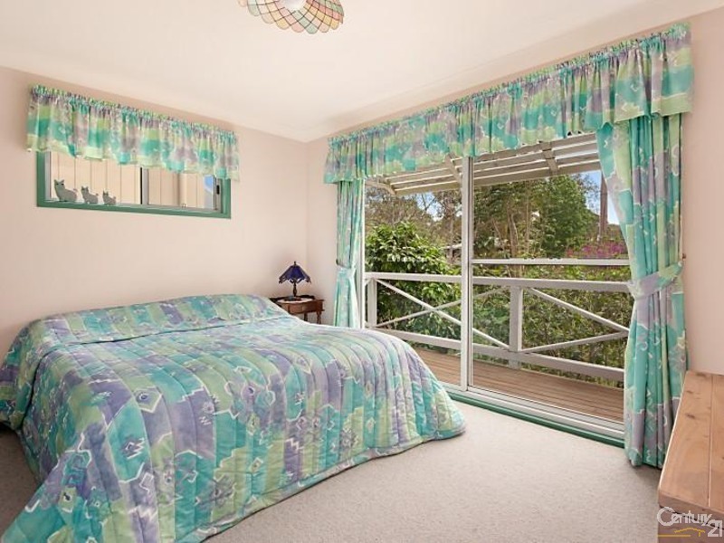 19 Lakeshore Avenue, Kingfisher Shores NSW 2259