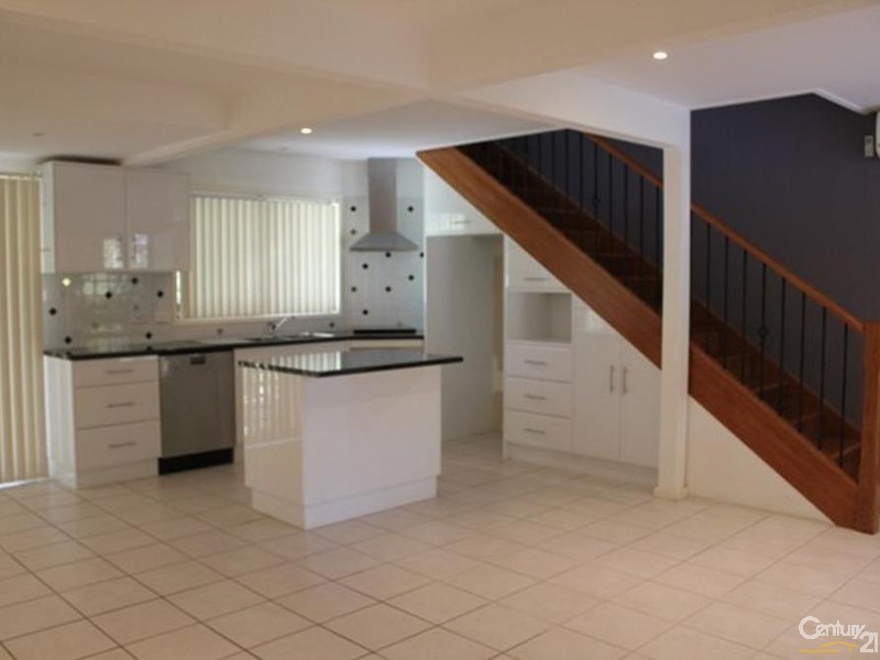 4 Phillip Road, Nords Wharf NSW 2281