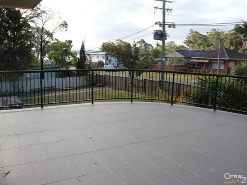 4 Phillip Road, Nords Wharf NSW 2281