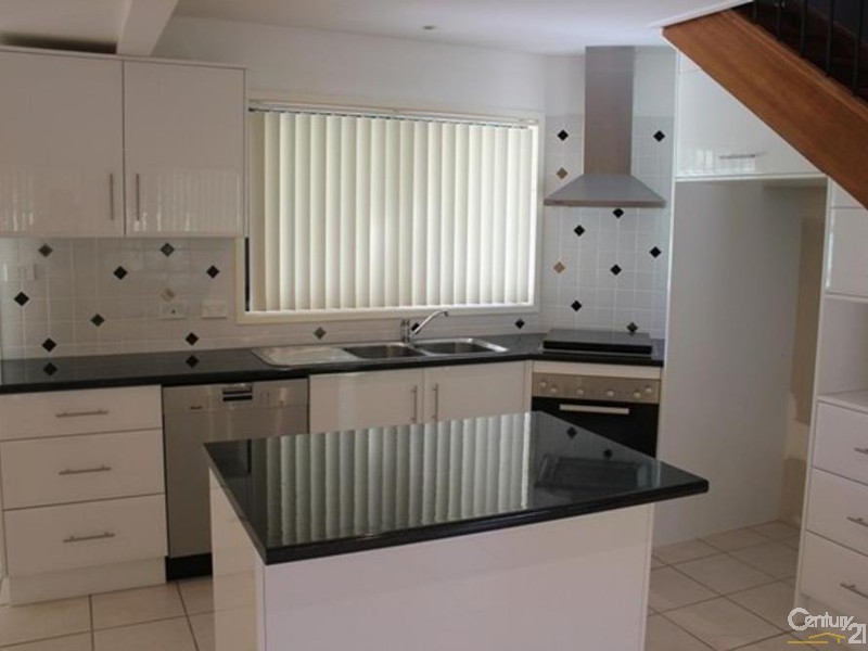 4 Phillip Road, Nords Wharf NSW 2281