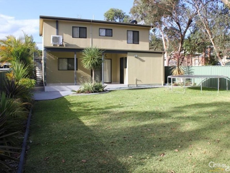 4 Phillip Road, Nords Wharf NSW 2281