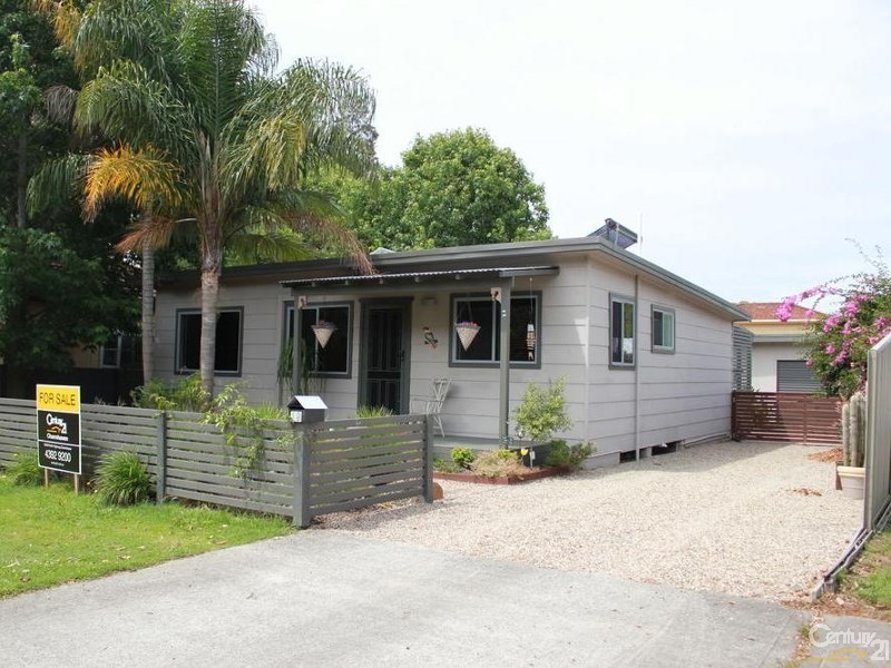 19 Dalnott Road, Gorokan NSW 2263