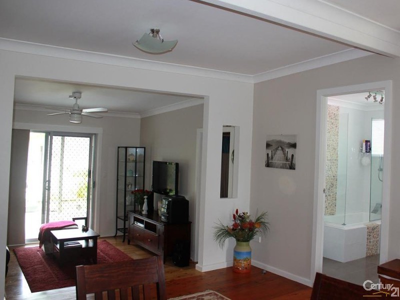 19 Dalnott Road, Gorokan NSW 2263