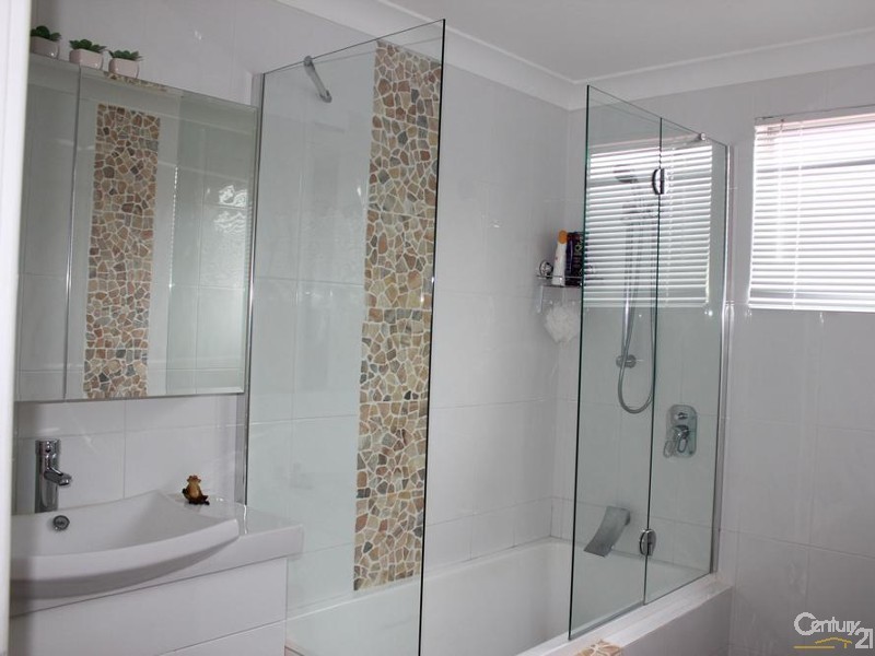 19 Dalnott Road, Gorokan NSW 2263