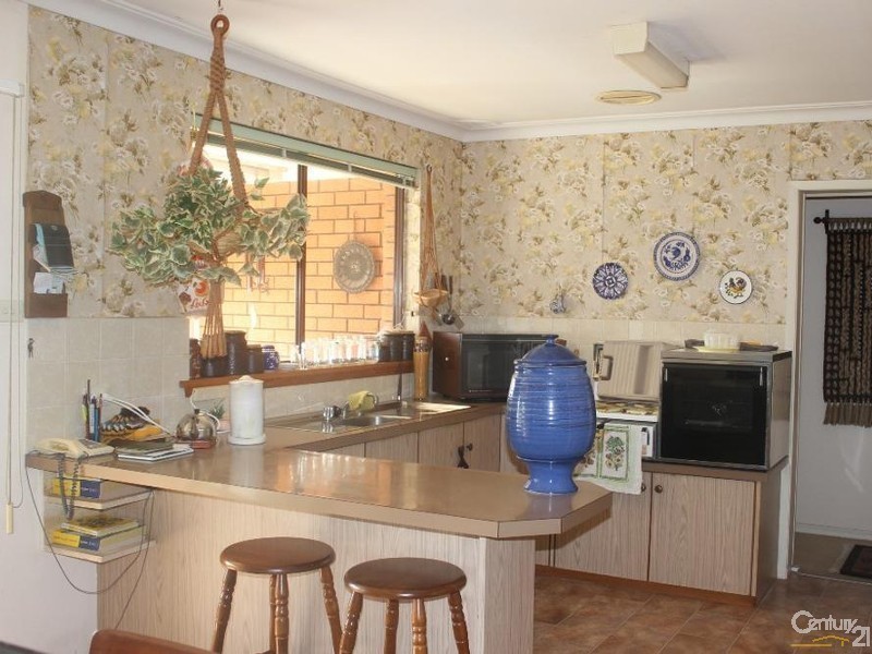 98 Gamban Rd, Gwandalan NSW 2259