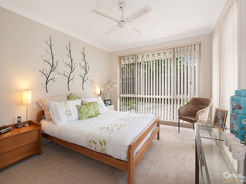 25 Belyando Crescent, Blue Haven NSW 2262