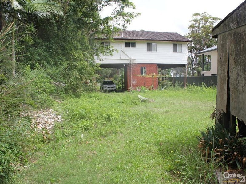 207 Buff Point Avenue, Buff Point NSW 2262
