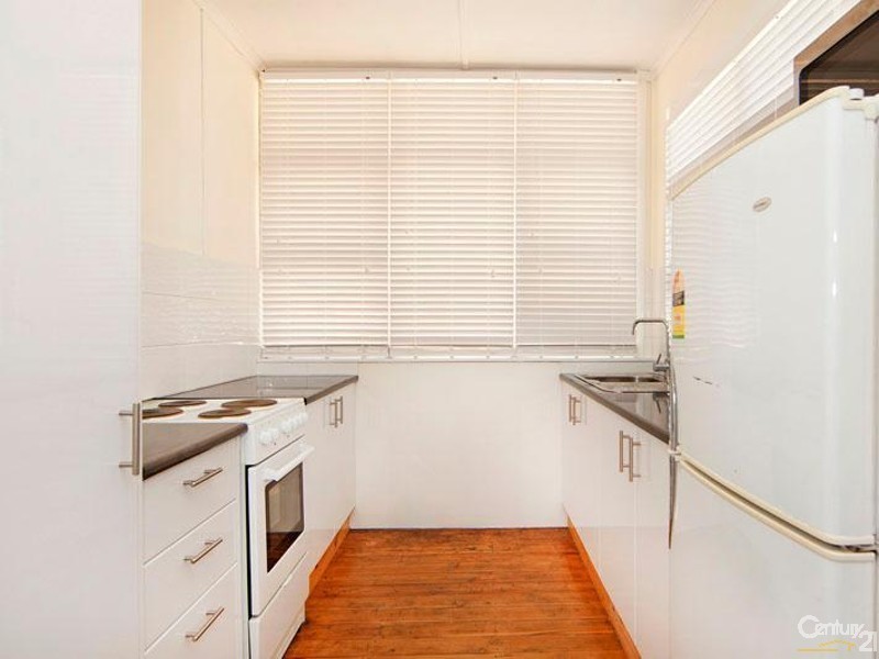 6 Barker Avenue, San Remo NSW 2262