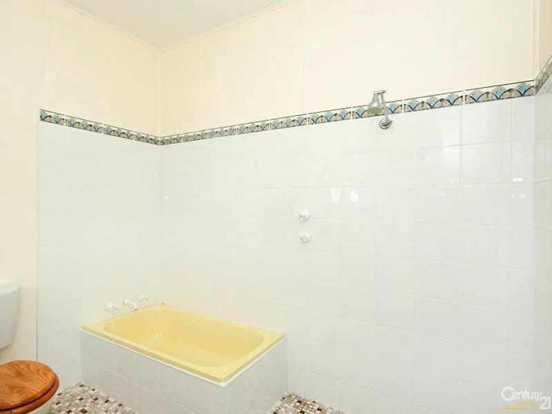 6 Barker Avenue, San Remo NSW 2262