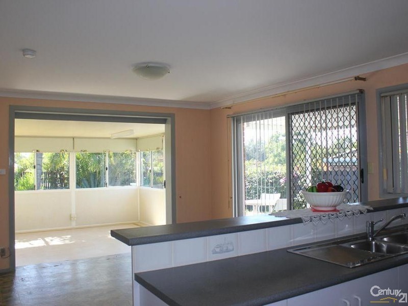 35  Blueridge Drive, Blue Haven NSW 2262