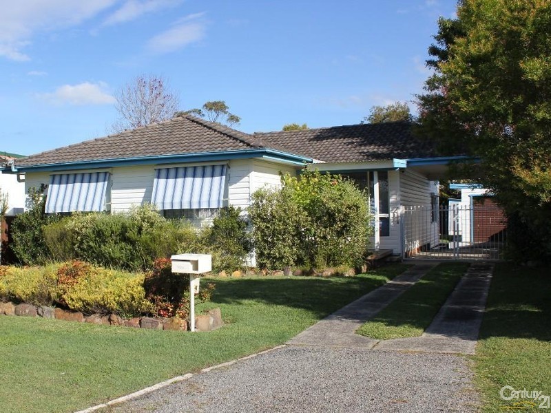4  Koorana Avenue, Gorokan NSW 2263
