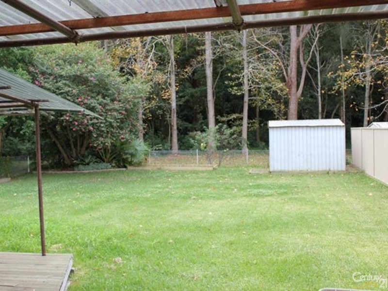 11 Charmhaven Avenue, Charmhaven NSW 2263