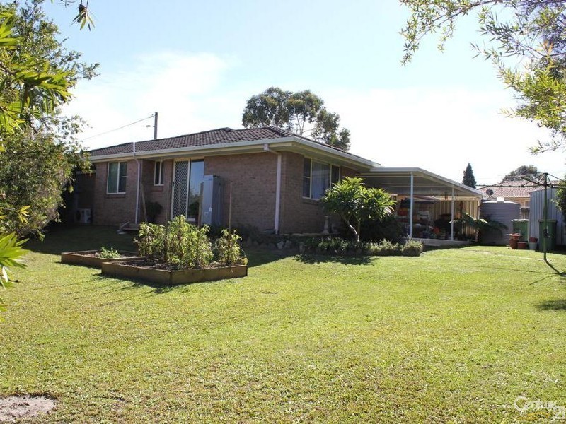 2 Helmar Close, Blue Haven NSW 2262
