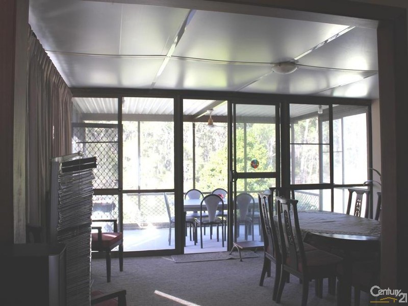 137 Birdwood Drive, Blue Haven NSW 2262