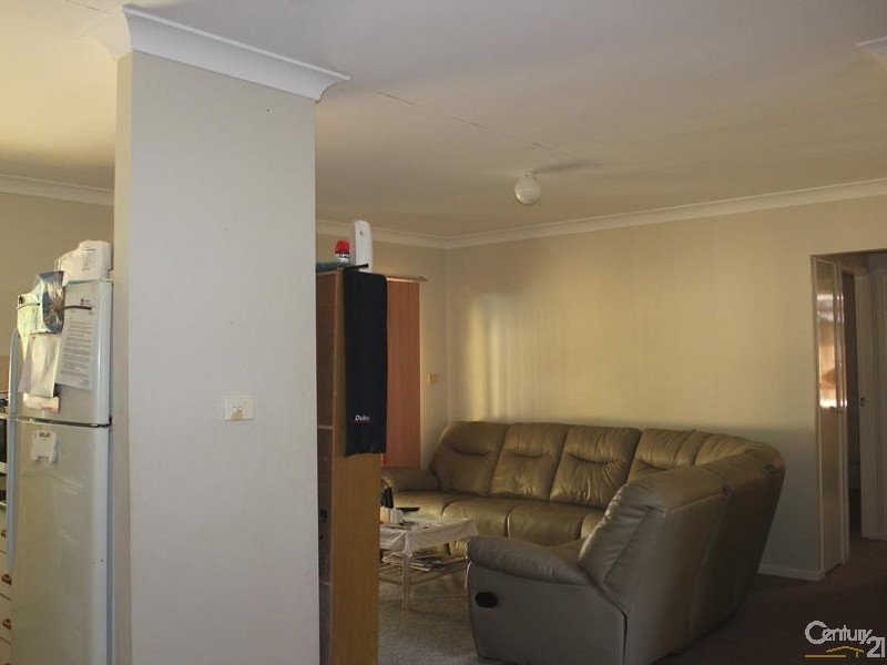 3/8 Bensley Close, Lake Haven NSW 2263