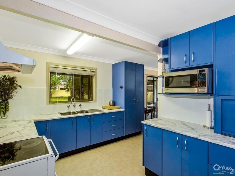 19 Howelston Road, Gorokan NSW 2263