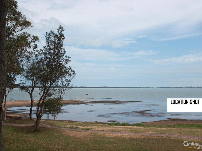 19 Howelston Road, Gorokan NSW 2263