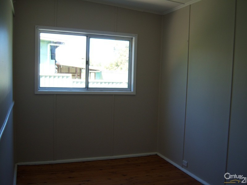 32 Yackerboom Avenue, Buff Point NSW 2262