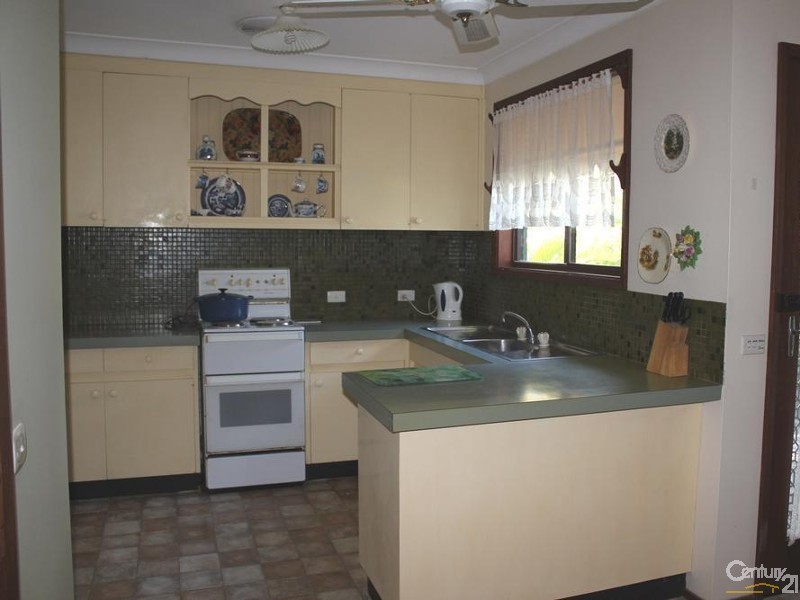 23 Ourringo Avenue, Lake Haven NSW 2263