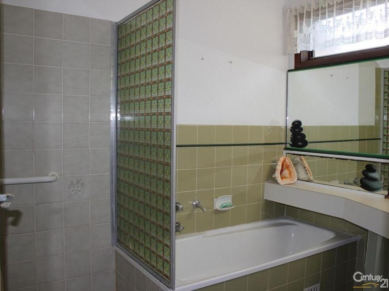 23 Ourringo Avenue, Lake Haven NSW 2263