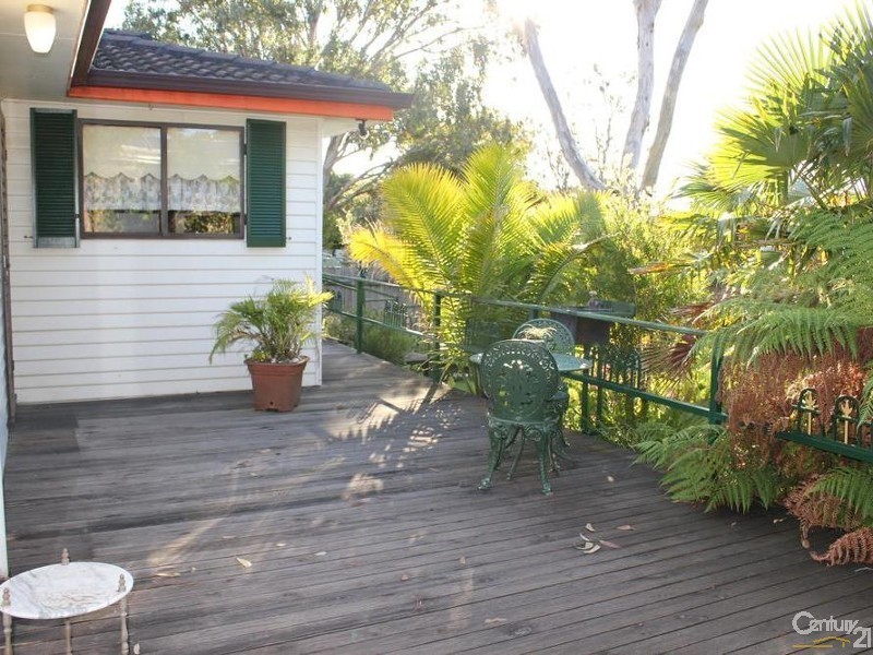 23 Ourringo Avenue, Lake Haven NSW 2263