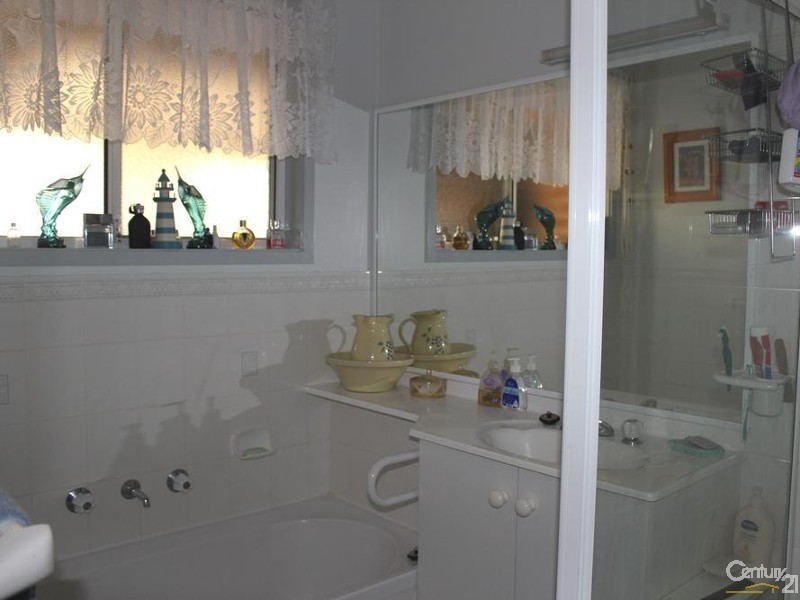 7 Blueridge Drive, Blue Haven NSW 2262