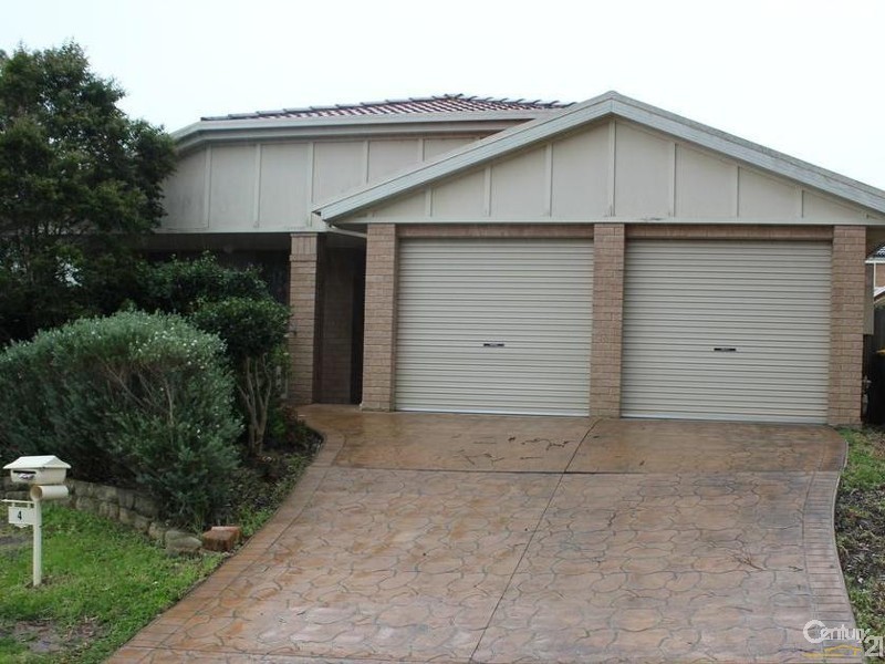 4  Waugh Close, Blue Haven NSW 2262
