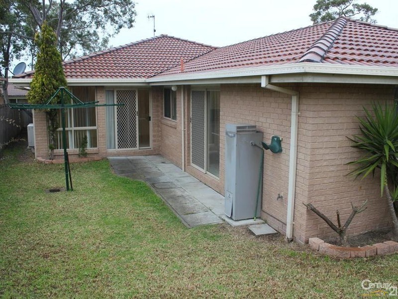 4  Waugh Close, Blue Haven NSW 2262