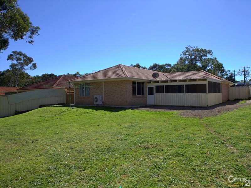 1 Scribbly Gum Close, San Remo NSW 2262