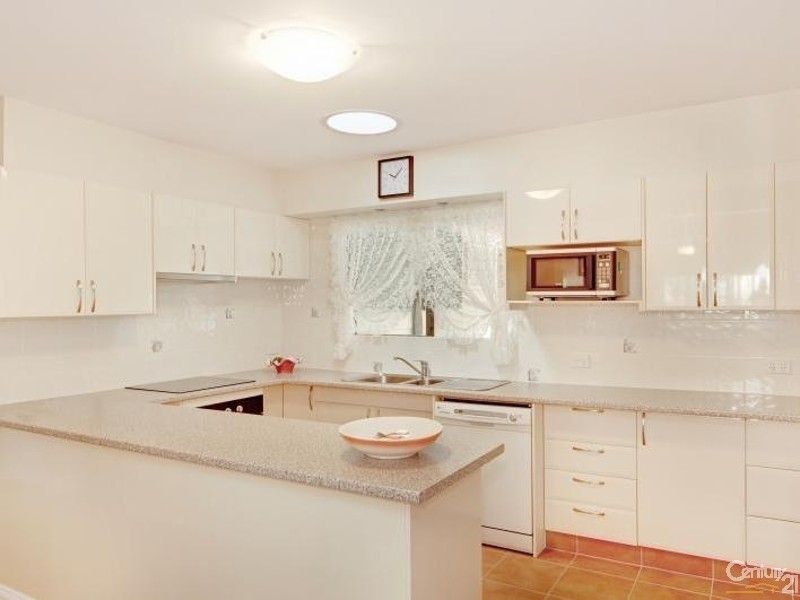 90 Cadonia Road, Tuggerawong NSW 2259