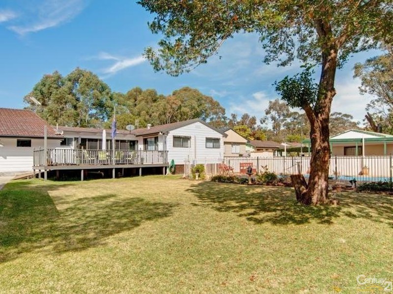 90 Cadonia Road, Tuggerawong NSW 2259