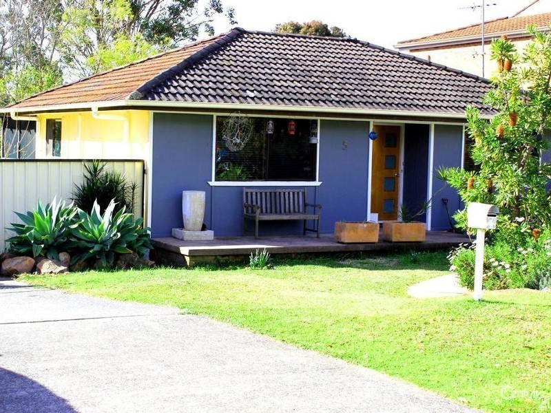 5 High Street, Wyee Point NSW 2259