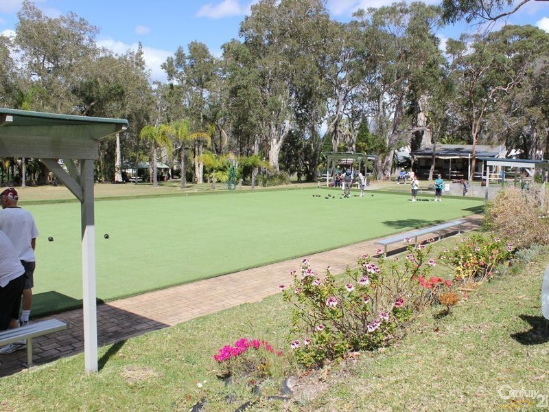 96 8th Avenue / Lakeside Leisure Park, Kamilaroo Avenue, Lake Munmorah NSW 2259